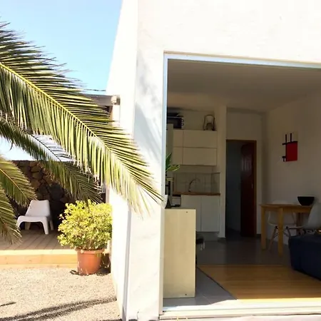 Modern Little House With Voclano View * Lajares