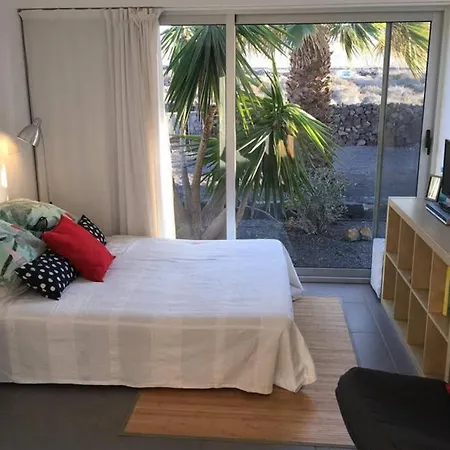 Appartement Modern Little House With Voclano View *