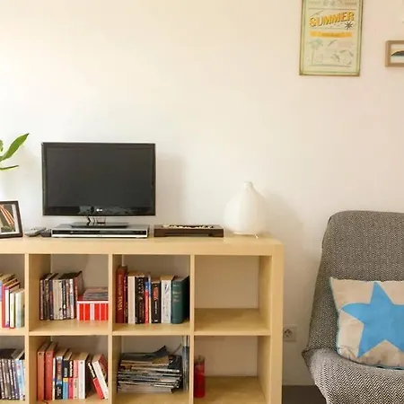 Modern Little House With Voclano View Appartement *